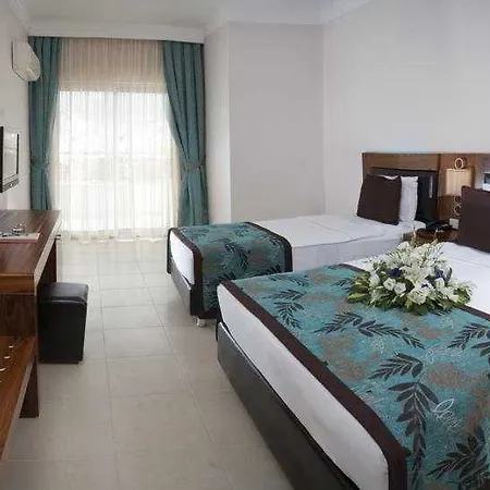 אתר נופש Xperia Grand Bali (adults Only) אלאניה
